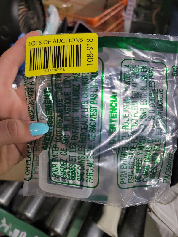 Photo 1 of 2023 Latest Version 86775533 Navigation SD Card Compatible with Gm.C Sierra1500/2500HD, Cadi.llac XT6, Silverado1500/2500HD/3500HD 2020 2021 2022 2023