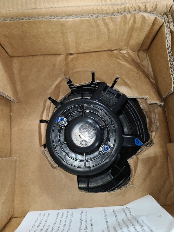 Photo 1 of AC Blower Motor with Fan Fits for 2003 2004 2005 2006 Chevy Silverado 1500 2500 Suburban Avalanche GMC Sierra Yukon Cadillac Escalade HVAC Heater Blower Motor Replaces# 700191