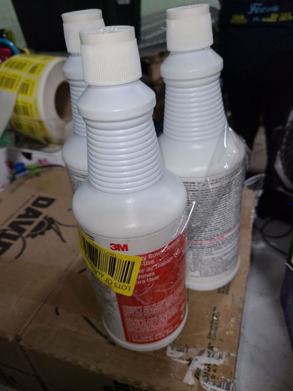 Photo 1 of 3M Toilet Cleaner - 1 quart Net Weight - 34764 3pk