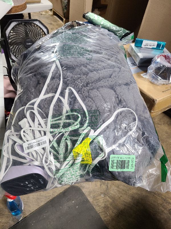 Photo 1 of Bearhug Electric Blanket King Size 100"x 90", Dual Controllers Heated Blanket, Reversible Faux Fur & Sherpa, Over-Heat Protect, 10 Heating Levels, ETL, Machine Washable