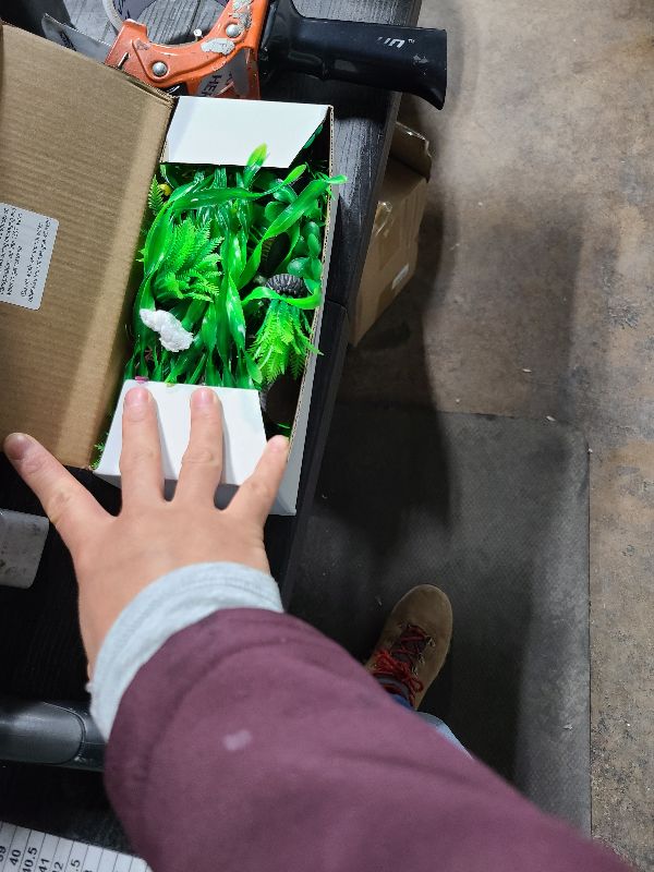 Photo 1 of Ameliade Aquarium Artificial Green Plastic Plants Decorations 26 PCS Large Fish Tank Accessories Goldfish Betta Tank Decor