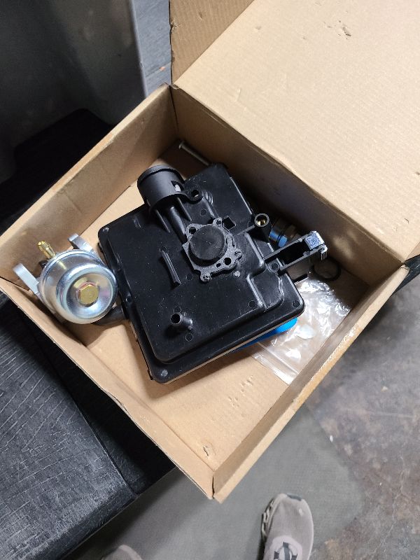 Photo 1 of 799868 Carburetor Fits 498170 497586 497314 698444 498254 497347 Models, 4-7 hp Engines with No Choke, Replacement Carburetor with Gasket and O-Ring 497410 499617 692648 693909 694202 790821 799872