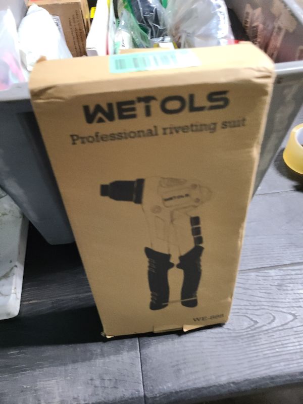 Photo 1 of WETOLS Pop Rivet Gun Kit with 200 Blind Rivets, Upgraded Manual Single Hand Riveter with 4 Tool-Free Interchangeable Rivet Heads and 4 Drill Bits, Pop Rivet Tool Kit with Sturdy BMC Carrying Case