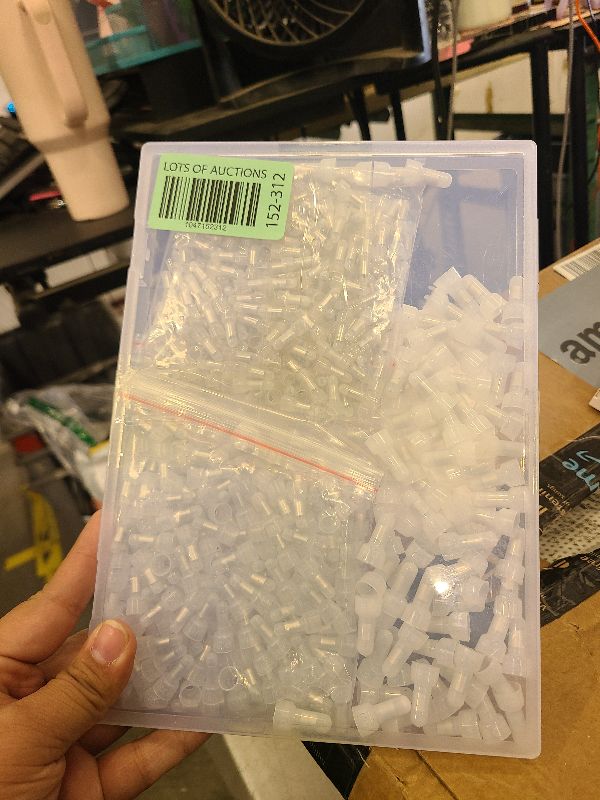 Photo 1 of smseace 580Pcs Closed End Crimp Terminal 22-16,16-14,12-10AWG Wire End Caps Nylon Closed End Wire Connectors for Car,Audio,Electrical Equipment