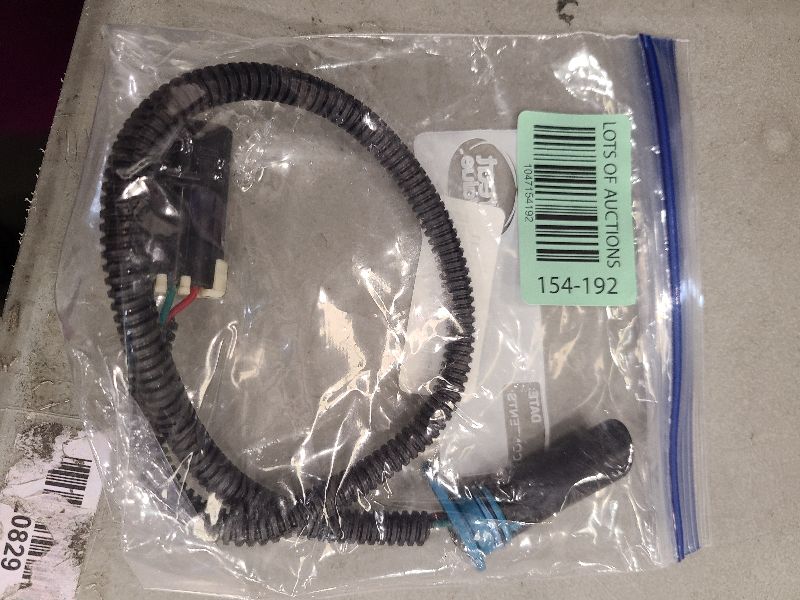 Photo 1 of ACDelco Professional 19360725 Engine Camshaft Position Sensor