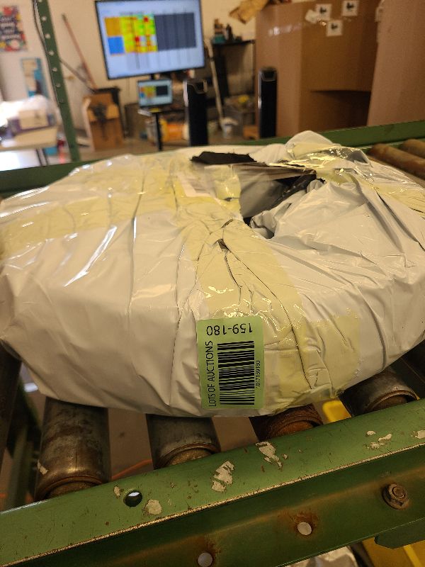 Photo 1 of 3.50-10 Tire with Anti-Edge Skid Tread 3.50 10 Tubeless llantas Thickened Wear-Resistant Anti-Skid Pneu 3.5-10 56J 6 P.R. 280KPA Neumaticos Can Be Used with Inner Tubes
