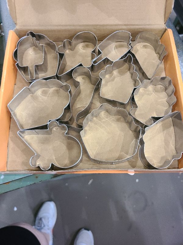 Photo 1 of 12Pcs Ice Cream Cone Cookie Cutter Summer Theme Cookie Cutter Set Stainless Steel Metal Cookie Molds for Making Popsicle, Soft Serve Ice Cream, Sundae, Cupcake