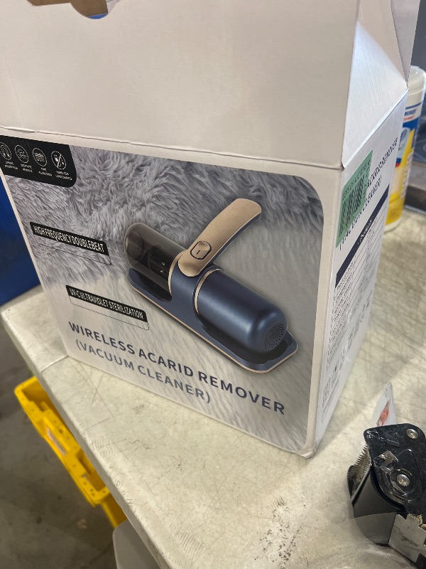 Photo 1 of Bed Vacuum Cleaner, Cordless Mattress Vacuum Cleaner Powered by Purple Light, 12Kpa Strong Suction Handheld Vacuum Cleaner, Low Noise,Suitable for Dust