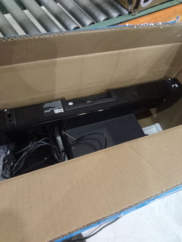 Photo 1 of LG S40T 2.1 ch.Soundbar with Wireless Subwoofer, TV Synergy, Wow Interface, AI Sound Pro (2024 New Model)