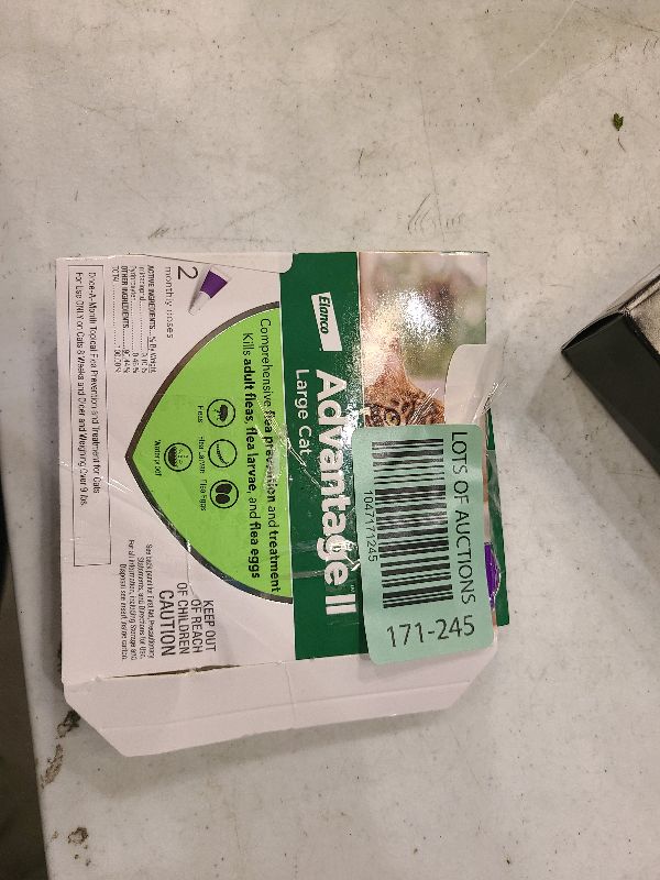 Photo 1 of Advantage II Large Cat Vet-Recommended Flea Treatment & Prevention | Cats Over 9 lbs. | 2-Month Supply