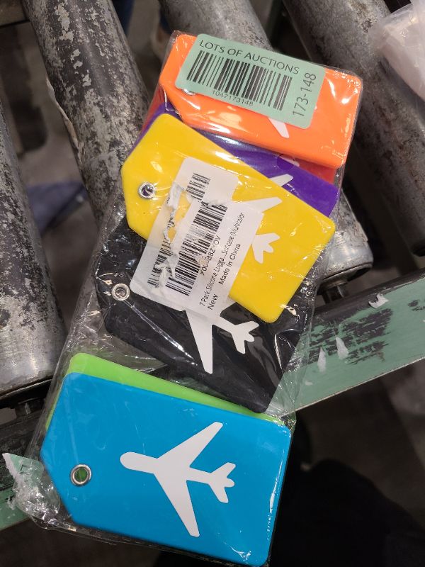 Photo 1 of 7 Pack Silicone Luggage Tag Baggage Handbag Travel Suitcase Tags with Name ID Card Perfect to Quickly Spot Luggage Suitcase (Multicolor