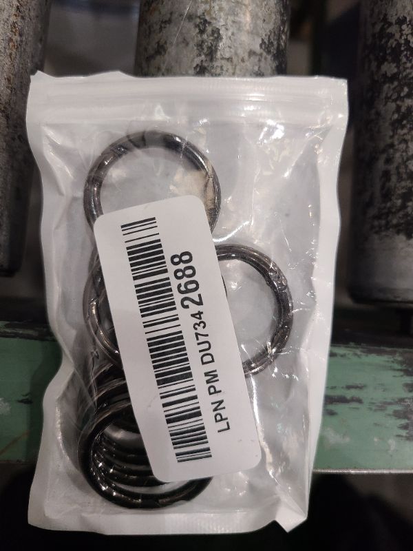 Photo 1 of 10Pack 1 Inch Metal Spring O Rings Clip Keychain, Round Carabiner Clips Keyrings Snap Hook Buckle, Purse Shoulder Bag Chain Rings Clip Replacement Paracord Keychain Lanyard Leather DIY Crafts (Black)