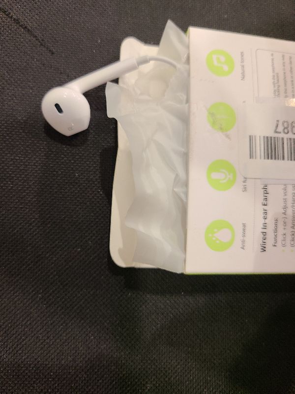 Photo 1 of 2 Pack Wired Headphones (Built-in Microphone & Volume Control) Wired Earbuds Noise Canceling Isolating Earphones for iPhone 14/13/12/11/SE/X/XR/XS/8/7/Pro/Pro Max/mini/Plus