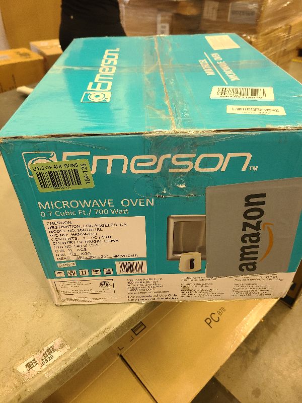 Photo 1 of Emerson MW7601SL Compact Countertop Microwave Oven with Sleek Mirrored Finish Door 10 Power Levels