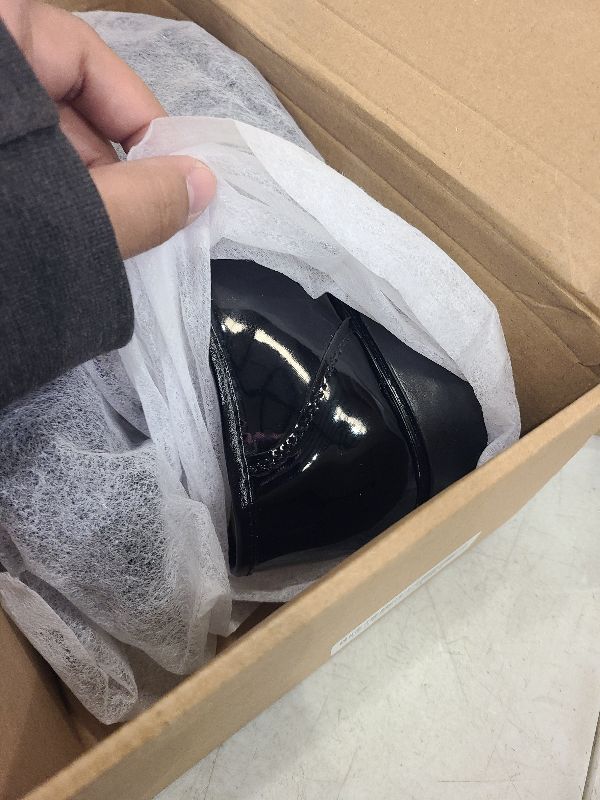 Photo 1 of TBDZBXT Men's Dress Shoes Business Shoes Patent Leather Formal Derby Fashion Oxford Tuxedo Shoes Black size 39