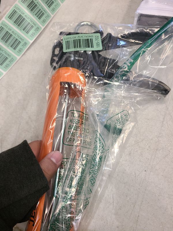 Photo 1 of JES 10 oz. 12:1 Caulk Gun