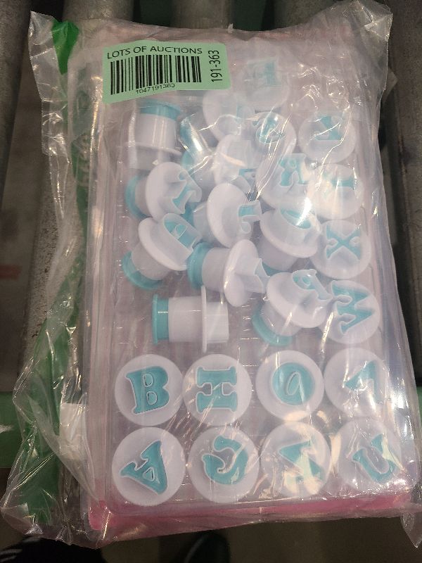 Photo 1 of 26PCS/Set Cookie Stamp Impress Cookie Cutters Alphabet Letter and Number Fondant Cake Biscuit Mold Letter Shape DIY Cookie Biscuit Alphabet Letters Cake Tool Embosser Cutter (Upper Case Letter Shape)