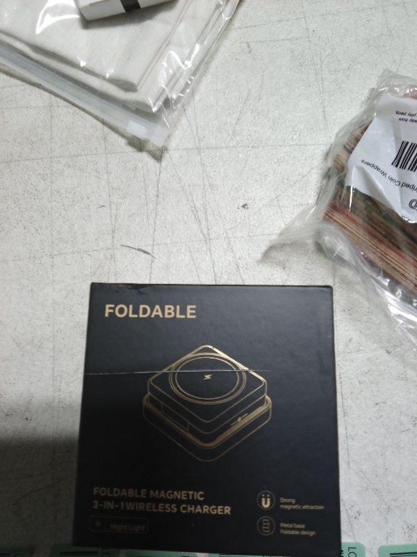 Photo 1 of 3 in 1 Wireless Charger Stand Multiple Devices for Apple -15/15Pro/15Pro Max/14/14 Pro/14 Plus/14 Pro Max/13/13 Pro/13 Pro Max/12/12 Pro Max or Android, Apple Watch 7/6/5/4/3/2/SE, and AirPods Pro/3/2