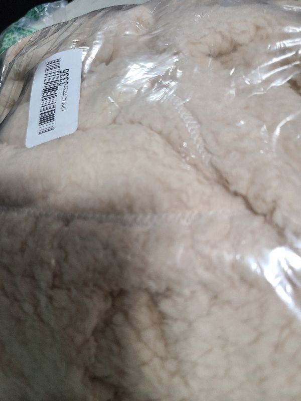 Photo 1 of 1 Pack 3 Calming Blankets Fluffy Premium Fleece Pet Blanket Soft Sherpa Throw for Dog Puppy Cat Beige Medium (30" x20'')