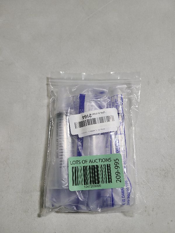 Photo 1 of 20ml Syringe for Liquid, Oral, Scientific Labs, Measurement, Dispensing, with Cap- 3 Pack 20ml Syringes