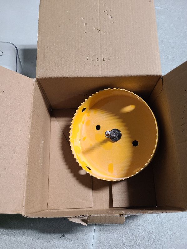 Photo 1 of 5-1/2 Inch Hole Saw for Recessed Lights, 5-1/2 Hole Saw with Dust Bowl for Recessed Lighting, Bi-Metal Hole Cutter Kit for Wood, Plastic, and Drywall