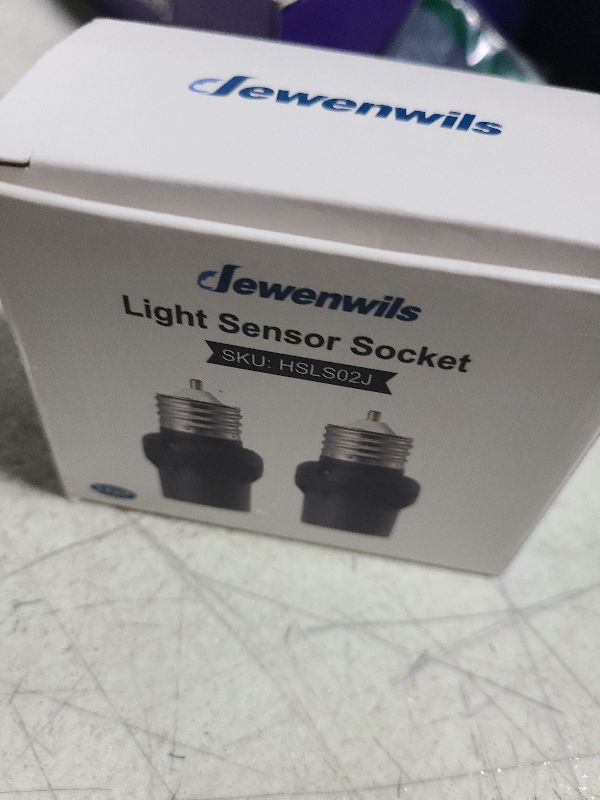 Photo 1 of DEWENWILS Light Sensor Socket, Dusk to Dawn Light Socket Adapter, 360° Sensor Rotation, E26/E27 Light Bulb Sockets for Porch Light, Wall Light, Compatible with LED/INC/CFL/Halogen Bulbs, 2 Pack