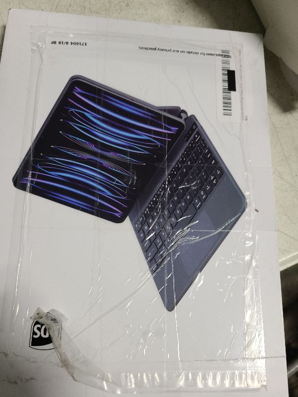 Photo 1 of For iPad (A16) 11th &10th generation Case with Keyboard,Backlight Multi-Touch Trackpad for iPad 11th Gen 2025 11 inch&10th Gen 2022 10.9 inch, Magic-Style with Floating Cantilever Stand,T-White