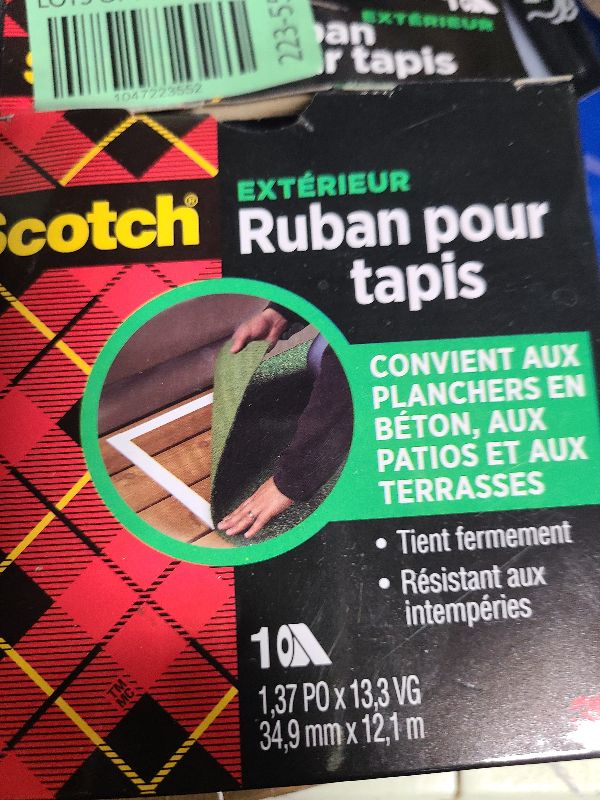 Photo 1 of 3M Scotch 1.3 in. W x 40 ft. L Reversible Vinyl Indoor and Outdoor Carpet Tape