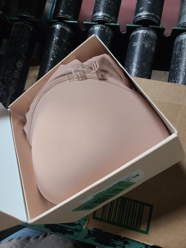 Photo 1 of **MISSING STRAPS**
Slimers Backless Shapewear Tummy Control: Low Back Plunge Shapewear Bodysuit - Built-In Bra Body shaper For Woman XL 