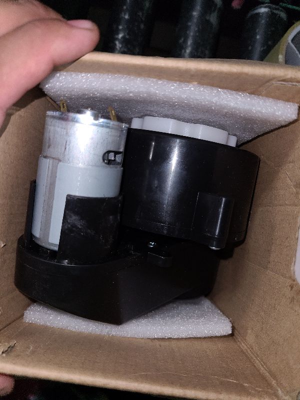 Photo 1 of 2Pcs 12V 40000RPM Gearbox with High Torque 12V DC Motor for Kids Ride on Car SUV UTV ATV Parts Electric Motor with Gear Box High Speed RS550 DC Motor Match Kid‘s Ride on Toys Accessories