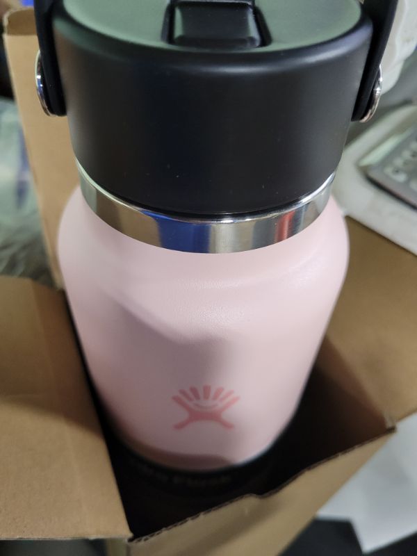 Photo 1 of Hydro Flask Wide Flex Straw Cap Trillium 32 Oz