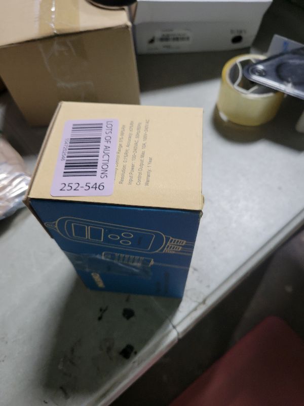 Photo 1 of Inkbird Humidity Controller IHC200 Humidistat Mushroom Greenhouse Pre Wired Outlet Dual Stage Humidifier Dehumidifier.