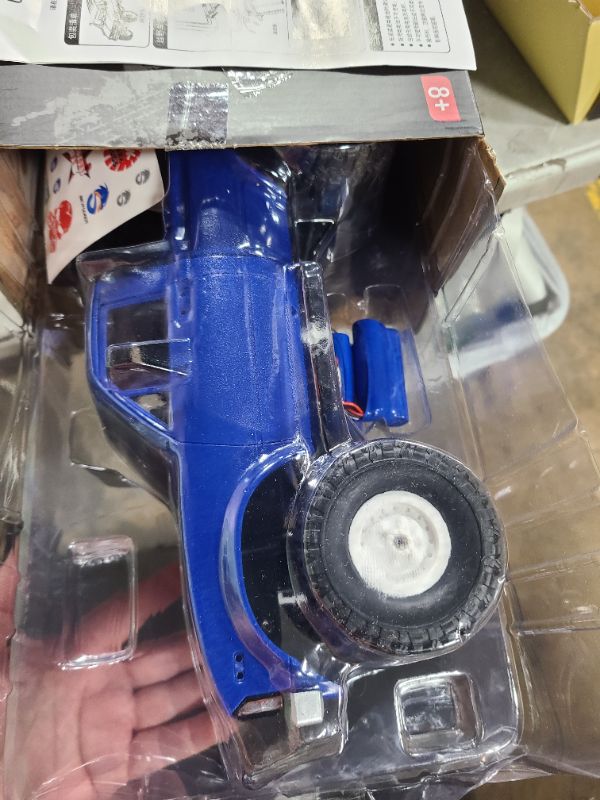 Photo 1 of LEOSO WPL C24 Crawler RC Car 1/16 RC Rock Crawler RC Truck 4x4 with 3 Upgraded 1200mah Battery 2.4GHz 4WD Remote Control Crawler Off-Road Pick-up Truck RTR for Men (wpl c24 Blue)