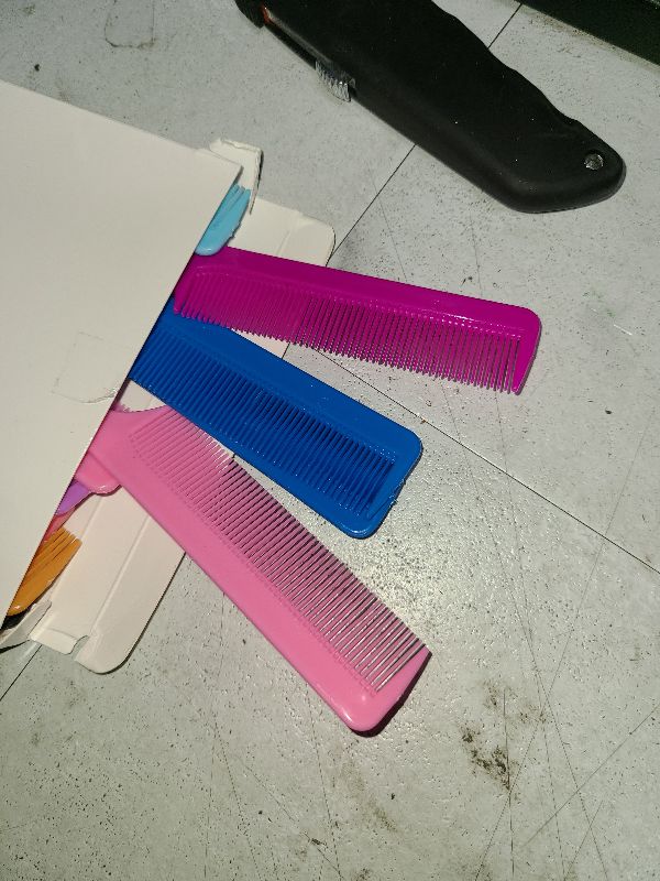 Photo 1 of 16 Pcs Rat Tail Comb Foiling Steel Pin Rat Tail Fiber Heat Resistant Teasing Combs with Pintail for Women Girls Hair Styling(Orange, Rose Red, Red, Light Blue, Purple, Dark Blue, Light Pink and Black)