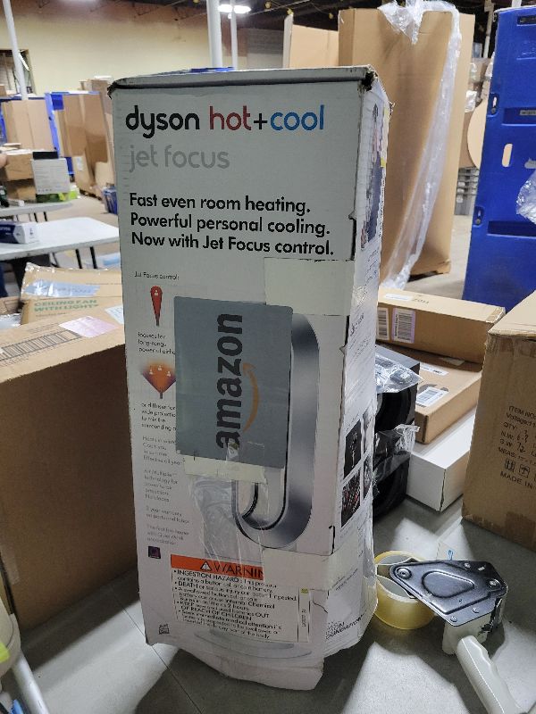 Photo 1 of Dyson Hot+Cool AM09 Tower Bladeless Fan Heater - White/Silver (Renewed)