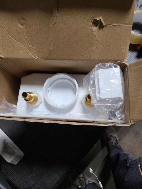 Photo 1 of SECKWHALE Universal Washing Machine Outlet Box, 1/2-Inch Pex Crimp x 3/4-Inch MHT Connection with Center Drain, Laundry Washer Valve Outlet Box