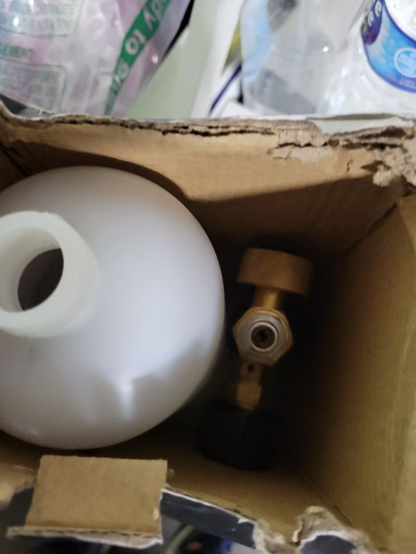 Photo 1 of Tool Daily Foam Cannon with 1/4 Inch Quick Connector, 1 Liter, 5 Pressure Washer Nozzle Tips
