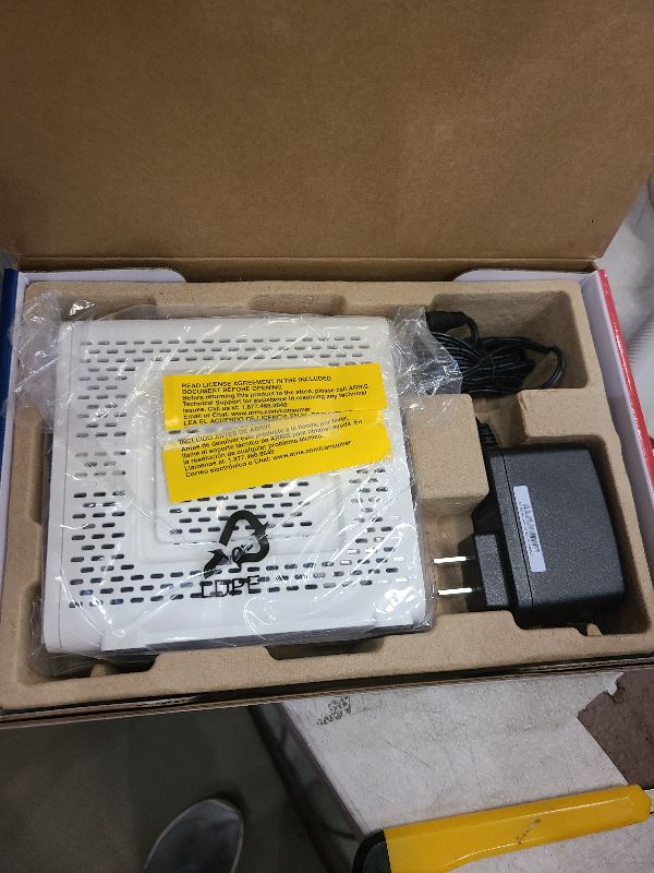 Photo 1 of ARRIS (SB8200) - Cable Modem - Fast DOCSIS 3.1 32x8 Gigabit Cable Modem , Approved for Comcast Xfinity, Cox, Charter Spectrum, & more | 1 Gbps Max Internet Speed, 4 OFDM Channels
