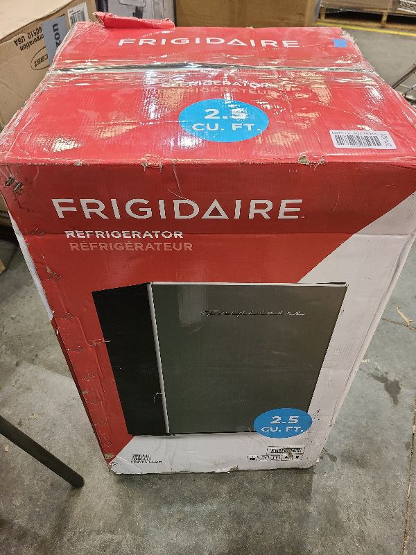Photo 1 of Frigidaire EFR285-AMZ