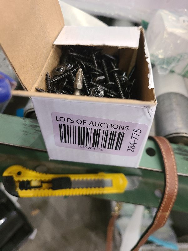 Photo 1 of (200 pcs)#8×1-1/4" Black Truss Head Wood Screws Quick Metal Self Tapping Zinc Oxide