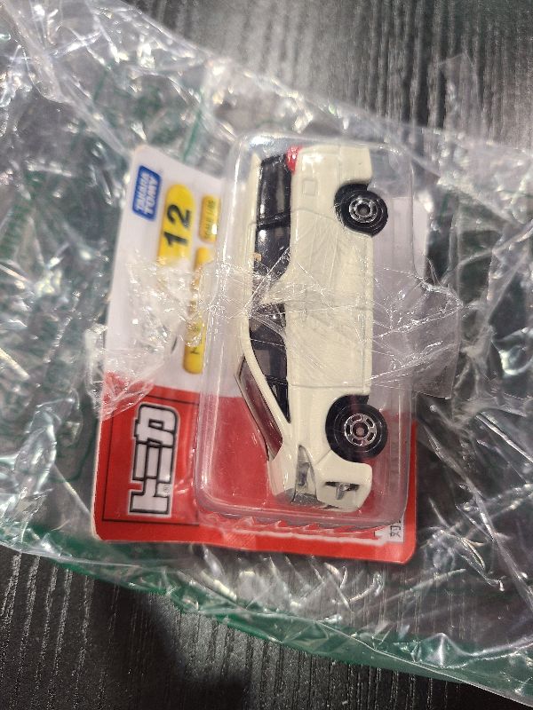 Photo 1 of TAKARA TOMY Tomica No.12 Toyota Alphard (BP)