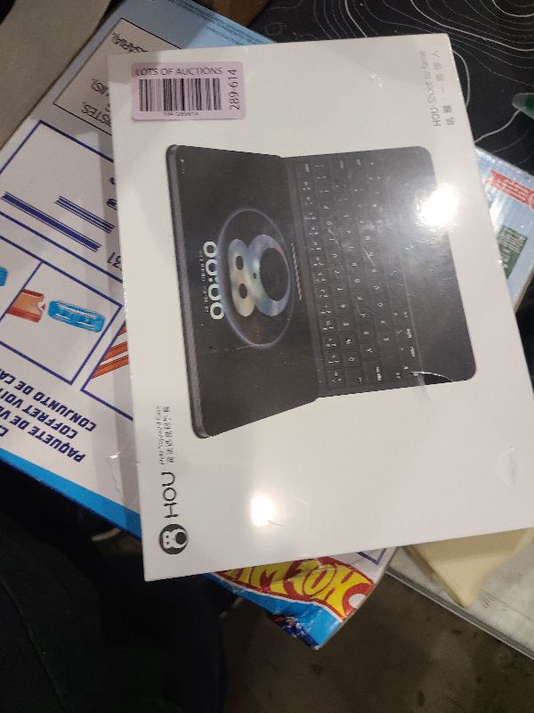 Photo 1 of HOU Keyboard Case for iPad Air 11 inch 2025 (M3)/2024 (M2)&iPad Pro 11 Inch(4th/3rd/2nd/1st) Gen 2022,iPad Air 5th&4th Generation Case with Keyboard,Magic-Stand, Multi-Touch Trackpad,Backlight,White