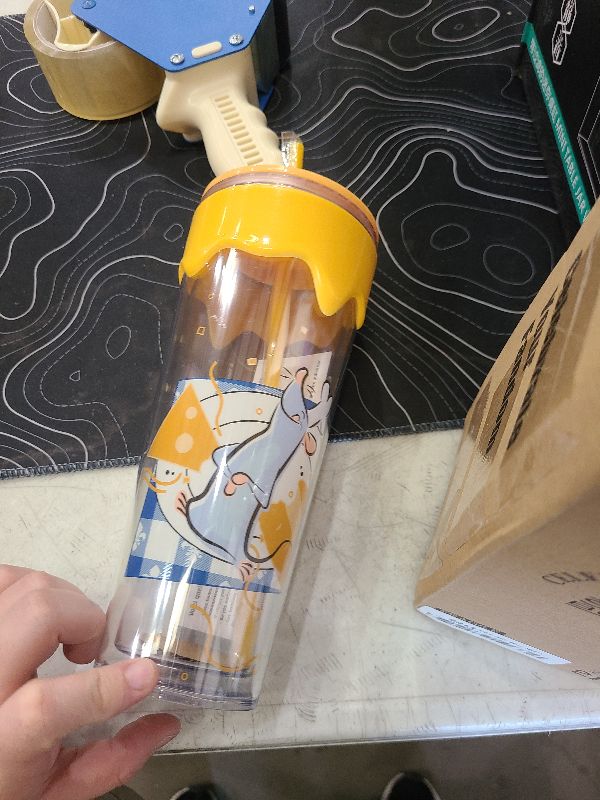 Photo 1 of  32oz Confetti Cold Cup yellow rat 