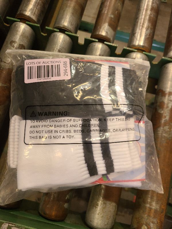 Photo 1 of 4 Pairs Soccer Socks Football Sport Team White Black Knee High Socks For Youth Boys Girls, Best for Running, Present for 5 6 7 8 9 10 11 12 Year old Kids