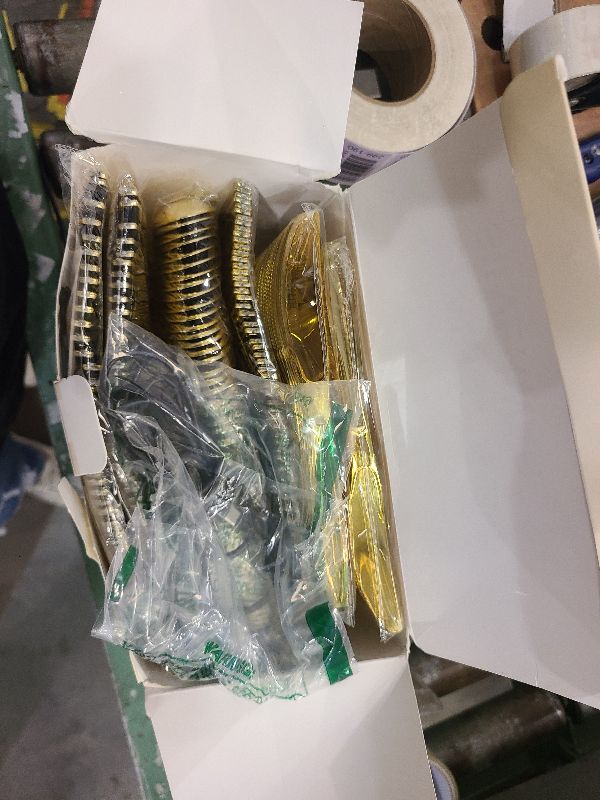 Photo 1 of 300 Pieces Heavy Duty Gold Plastic Silverware Set, Disposable Gold Cutlery Set Plastic Utensils, BPA-Free and Food Safe, Includes 100 Forks, 100 Spoons and 100 Knives