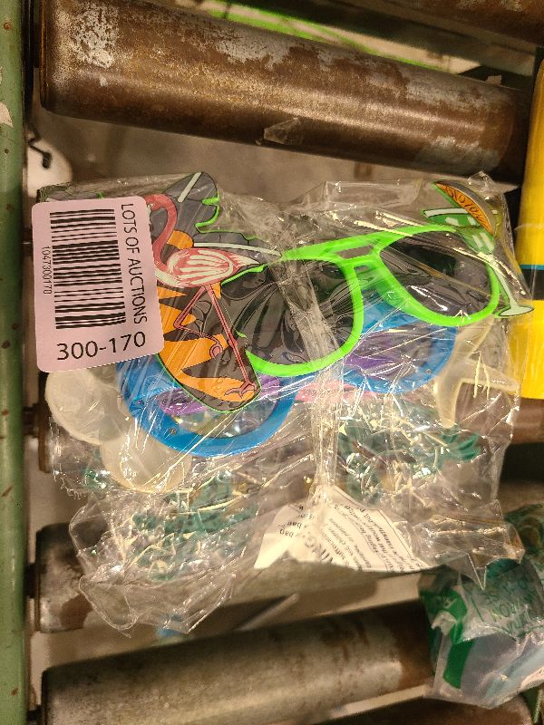 Photo 1 of 6 Pairs Novelty Party Sunglasses, Funny Luau Party Sunglasses Hawaiian Tropical Glasses Beach Themed Party Supplies Decoration