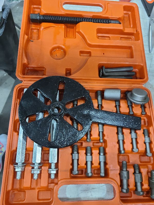 Photo 1 of RYANSTAR RACING 21in1 Bearing Puller Set 3 Jaw Puller Inner Hole Puller Removal Tool for Bearing Removal