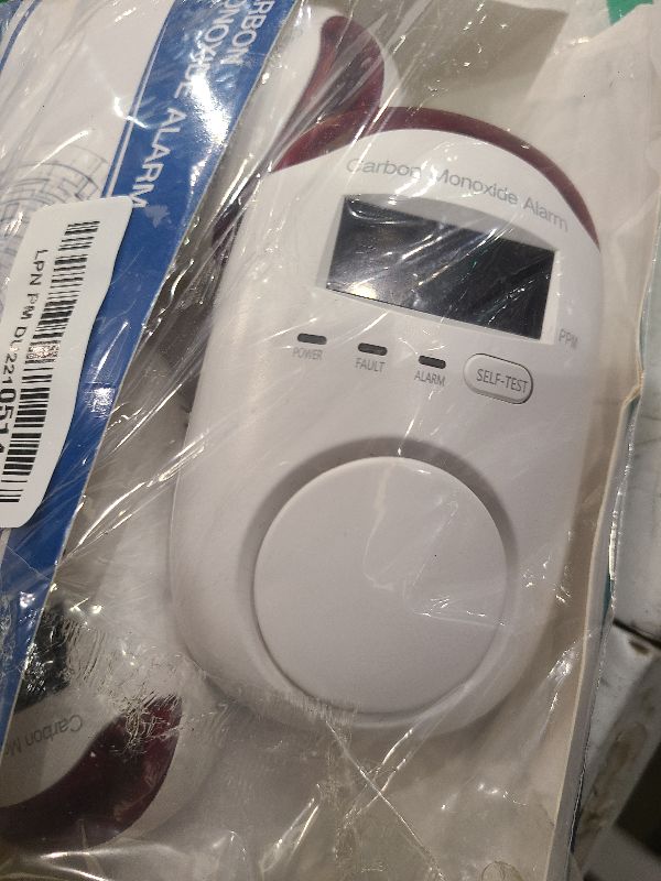 Photo 1 of 3 Packs Carbon Monoxide Detectors - Hembisen Carbon Monoxide Detector Plug in Type CO Alarm Monitor with Digital Display, Accurate & Easy to Read, for Home/Kitchen/Hotel/Bedroom (White)