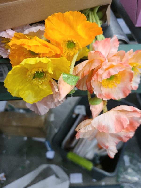 Photo 1 of 6 Pcs Silk Artificial Poppy Faux Poppy Spring Flowers for Home Kitchen Wedding Decorations Floral Arrangement Table Centerpieces Vase Bouquet (Mixed Colors)
