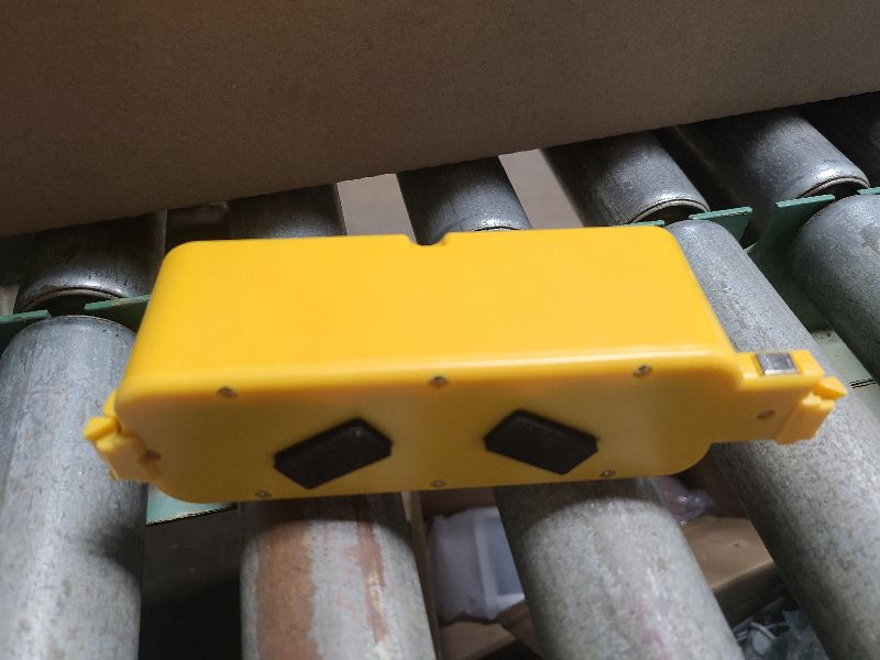 Photo 1 of 14.4V 4000mAh Ni-MH Replacement Battery for Irobot-Roomba 400 series Roomba 400 405 410 415 416 418 4000 4100 4105 4110 4130 4150 4170 4188 4210 4220 4225 4230 4232 4260 4296 Vacuum Cleaner